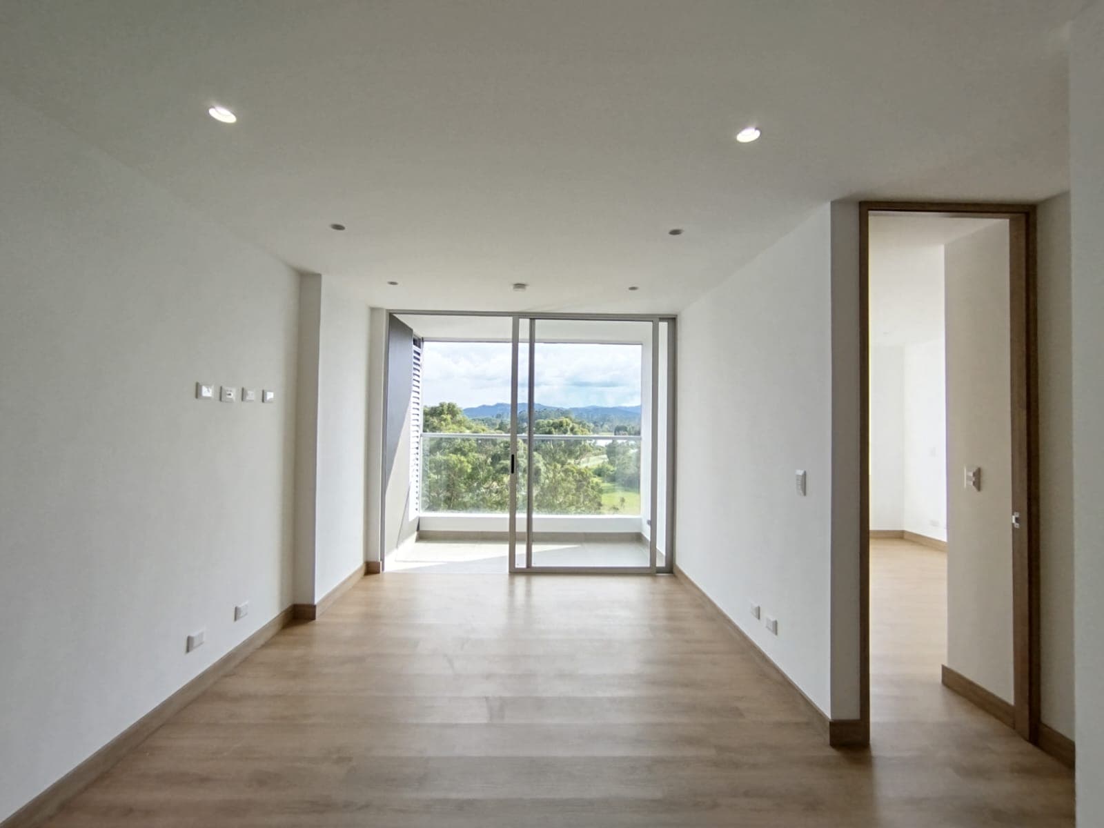 Apartaestudio en arriendo en El Porvenir Rio Negro, Rionegro — foto 2 de 12