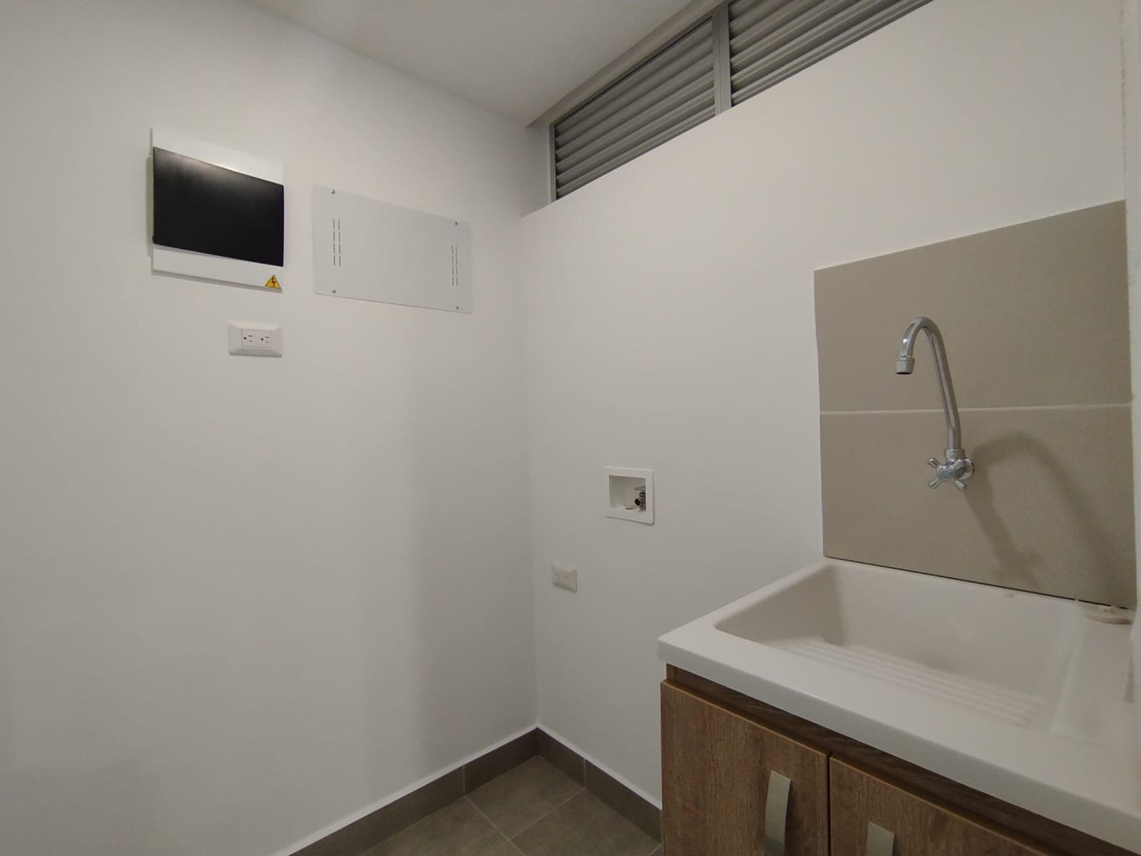 Apartaestudio en arriendo en El Porvenir Rio Negro, Rionegro — foto 5 de 12