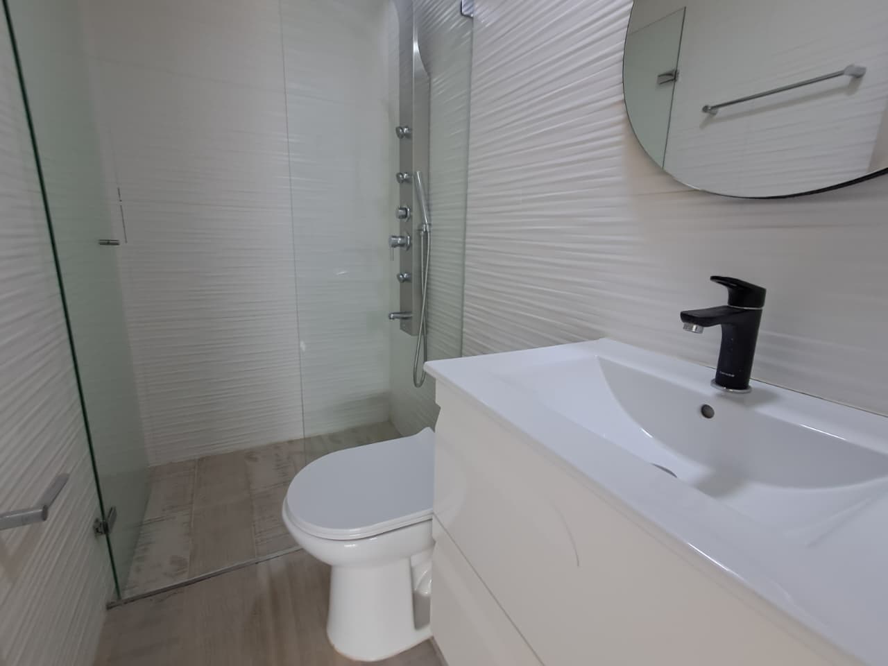 Apartamento en arriendo en Los Balsos, El Poblado, Medellín — foto 4 de 20