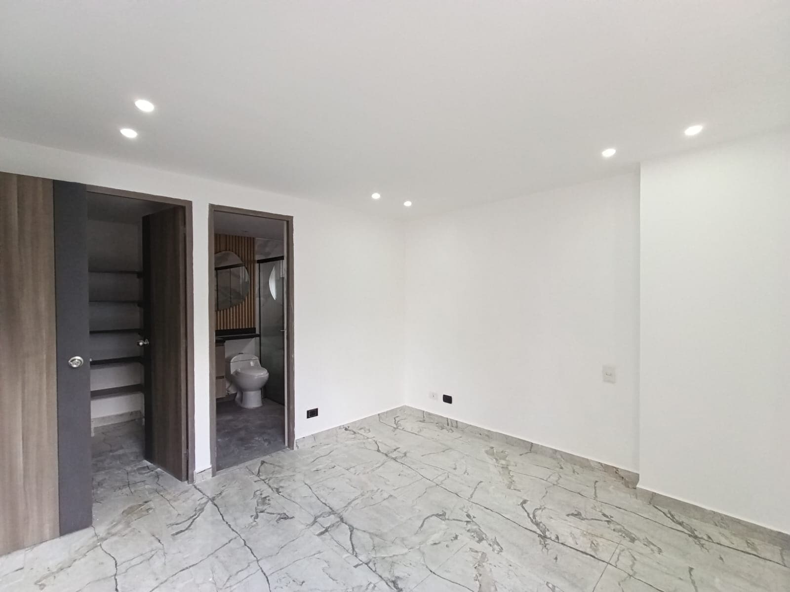 Apartamento en arriendo en El Esmeraldal, Envigado — foto 5 de 20