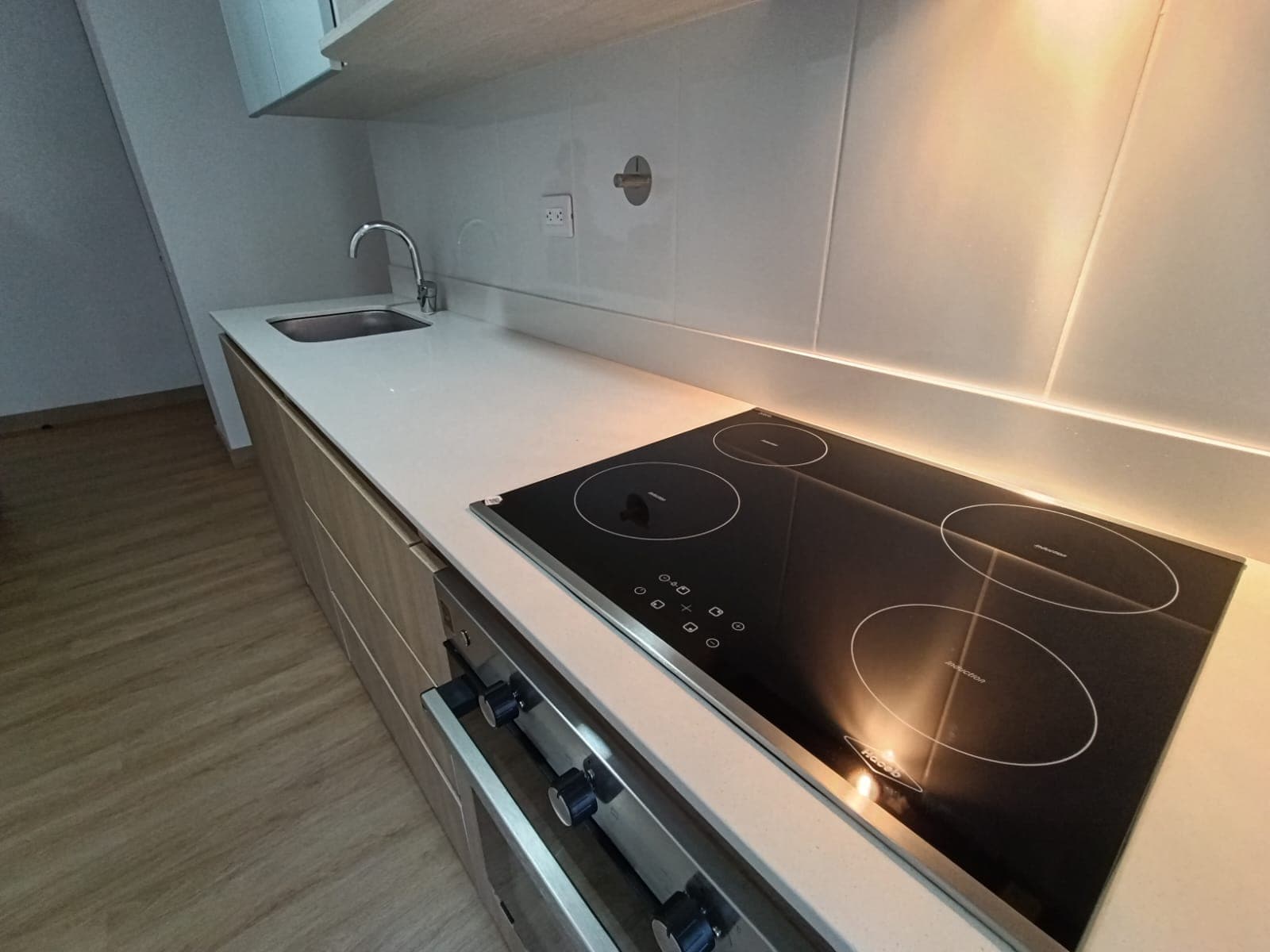 Apartamento en arriendo en La Abadia, Envigado — foto 4 de 20