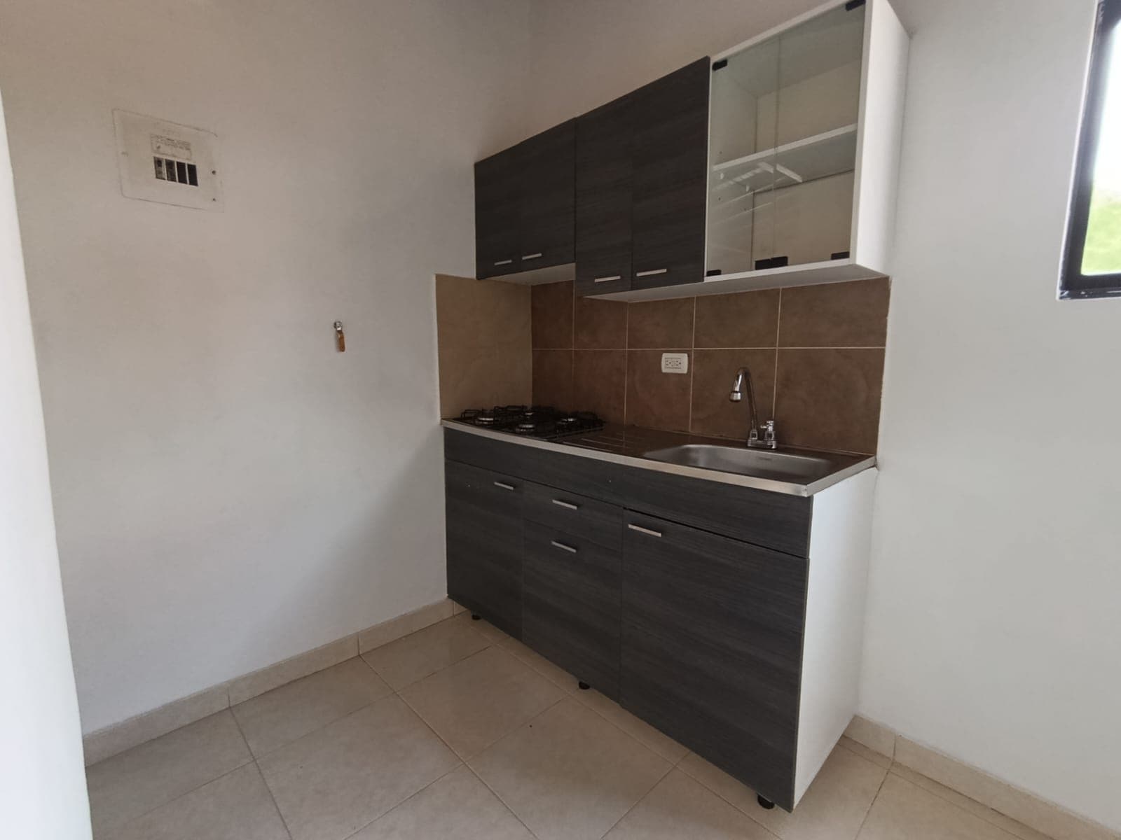 Apartamento en arriendo en Simón Bolívar, La America, Medellín — foto 1 de 14