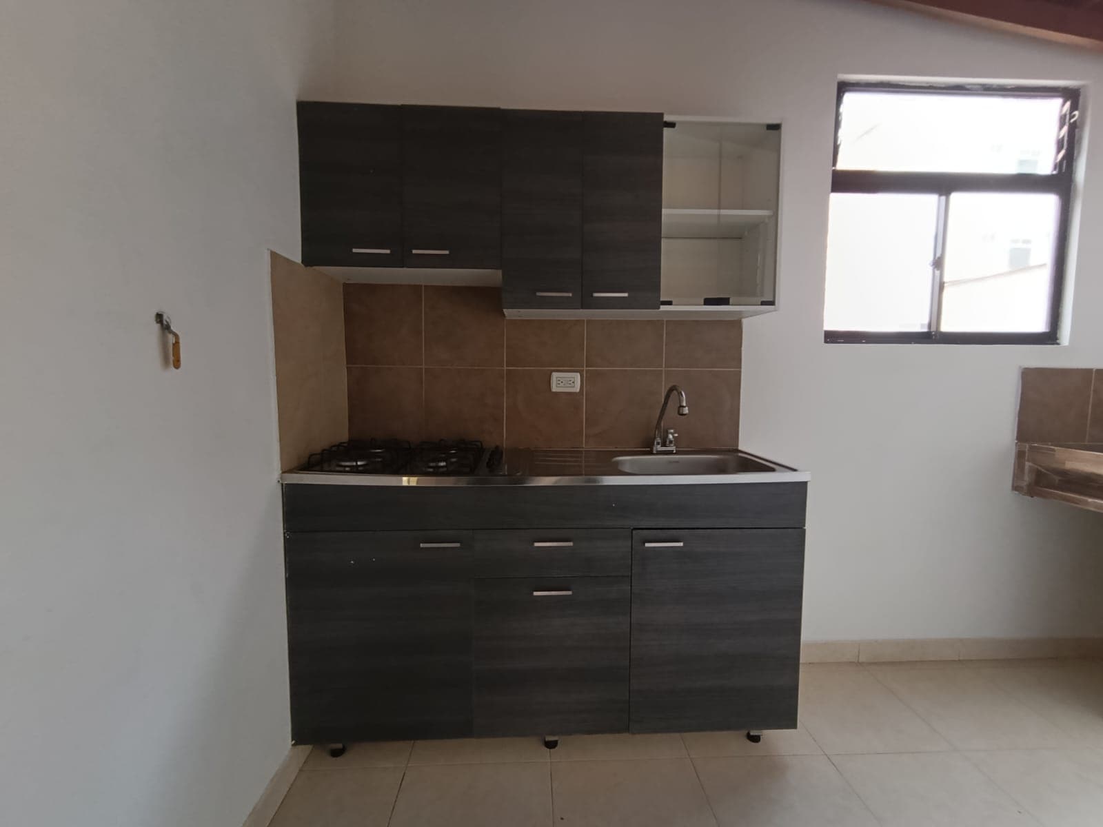 Apartamento en arriendo en Simón Bolívar, La America, Medellín — foto 3 de 14