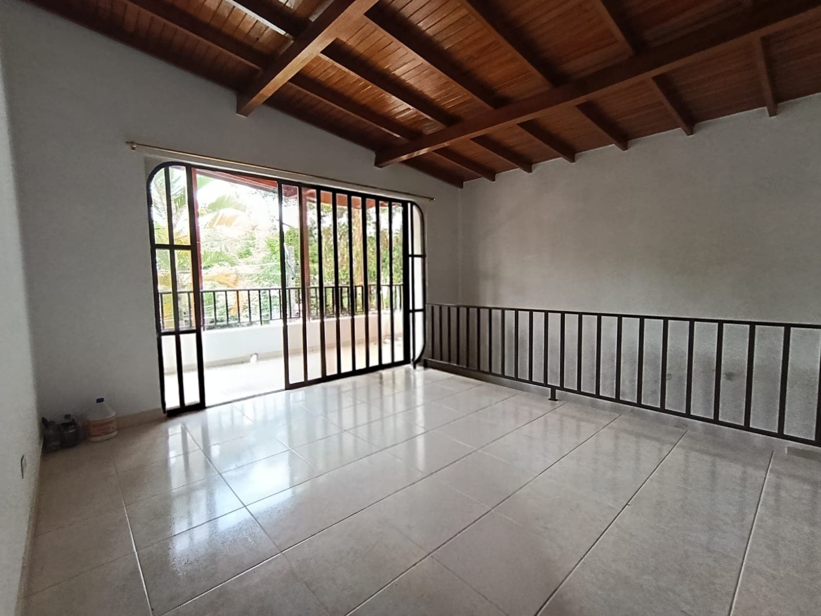 Apartamento en arriendo en Simón Bolívar, La America, Medellín — foto 5 de 14