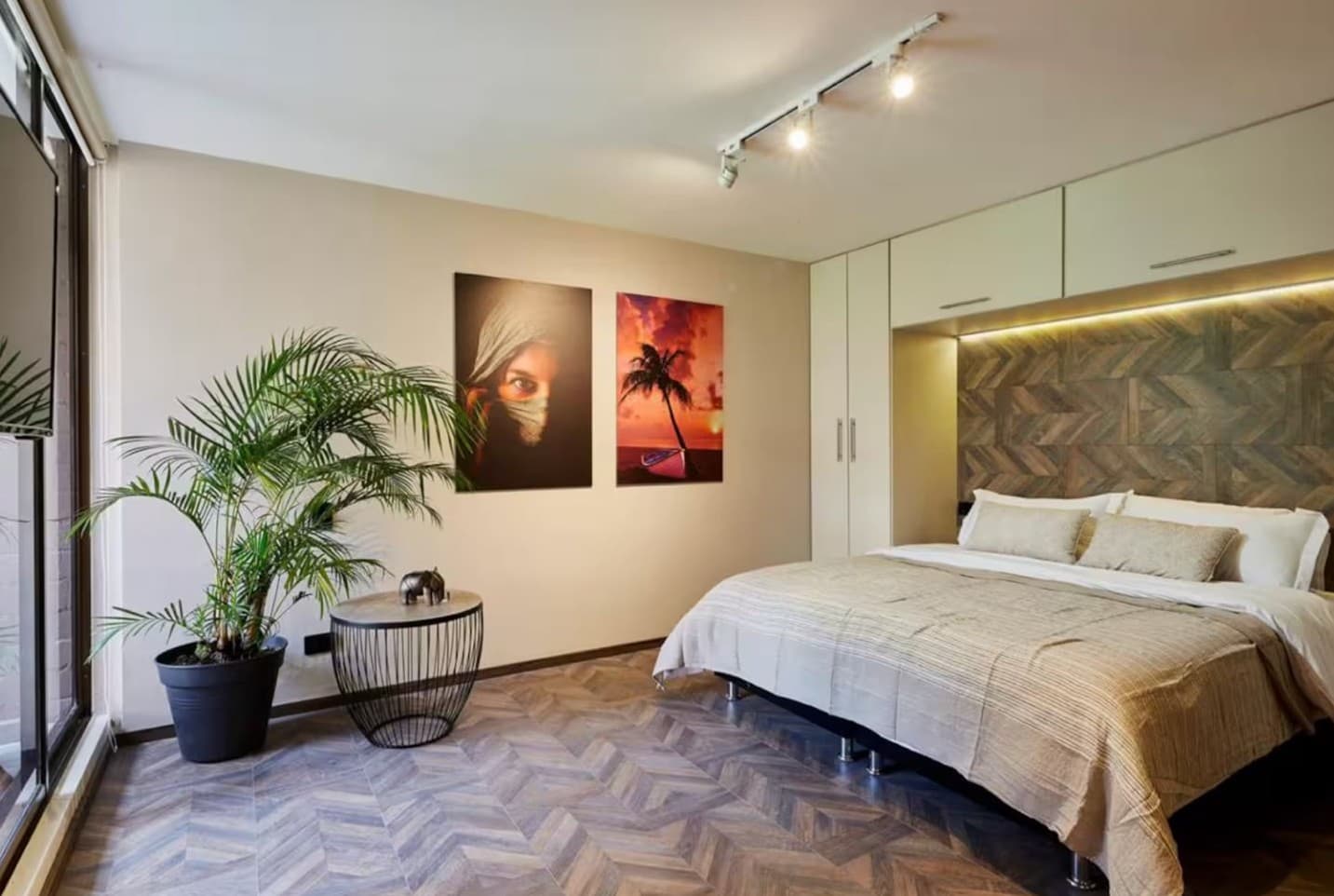 Apartamento en arriendo en Lalinde, El Poblado, Medellín — foto 2 de 10