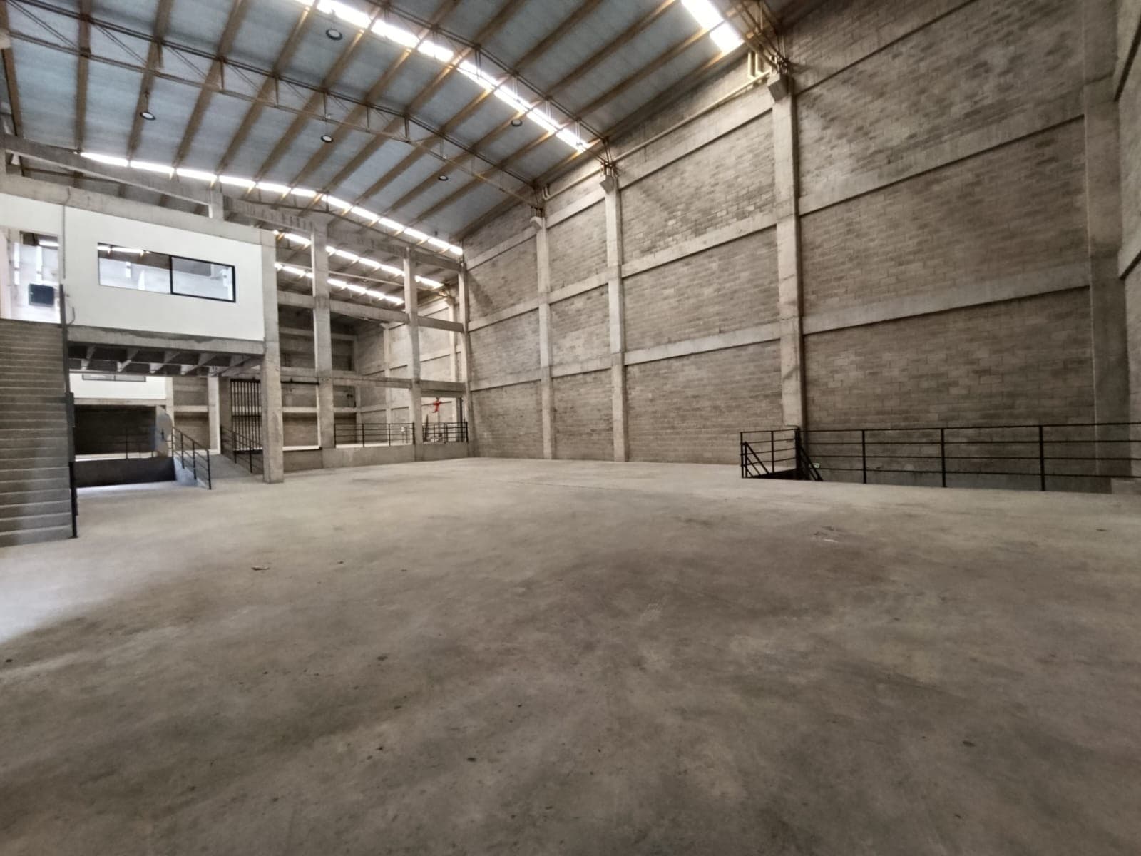 Bodega en arriendo en Guarne — foto 2 de 20
