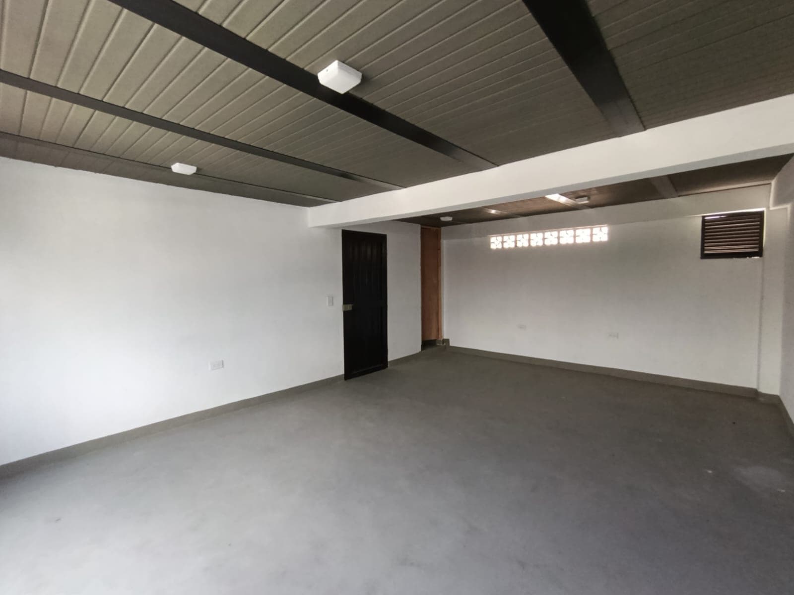 Local en arriendo en Caribe, Centro, Medellín — foto 3 de 10