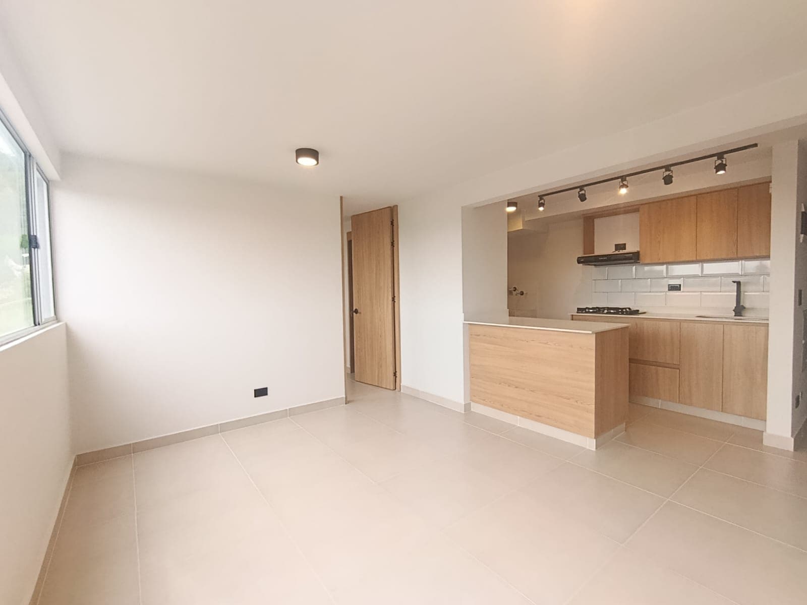 Apartamento en arriendo en Marinilla — foto 2 de 15
