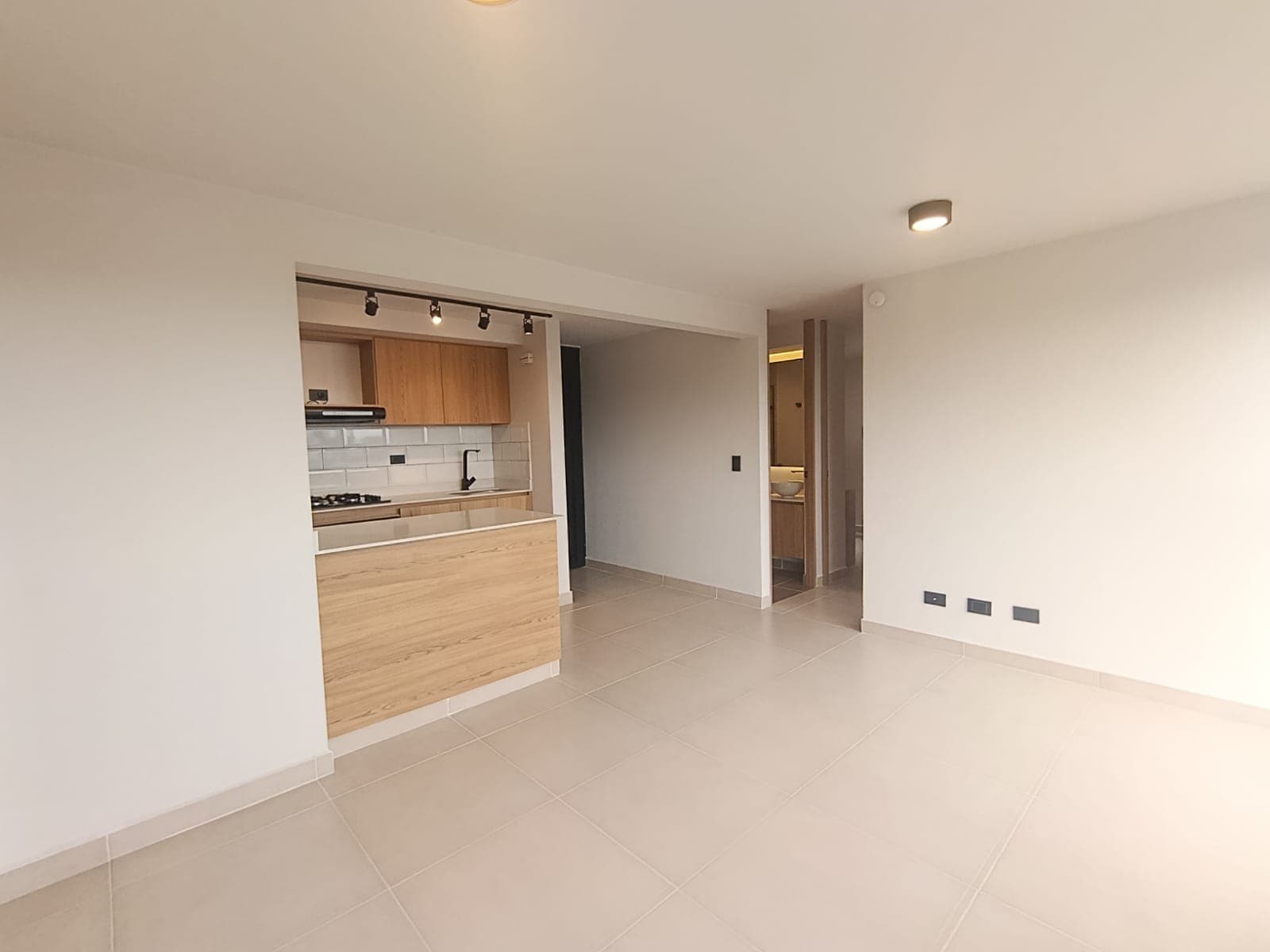 Apartamento en arriendo en Marinilla — foto 4 de 15