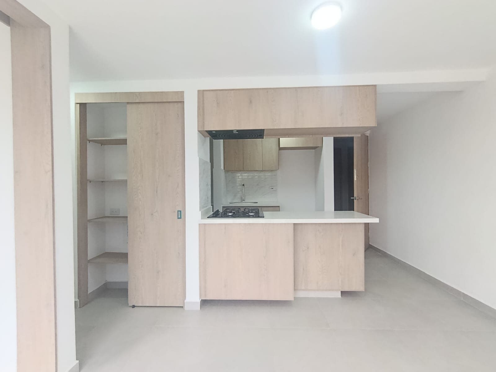 Apartamento en arriendo en El Carmen De Viboral — foto 1 de 14