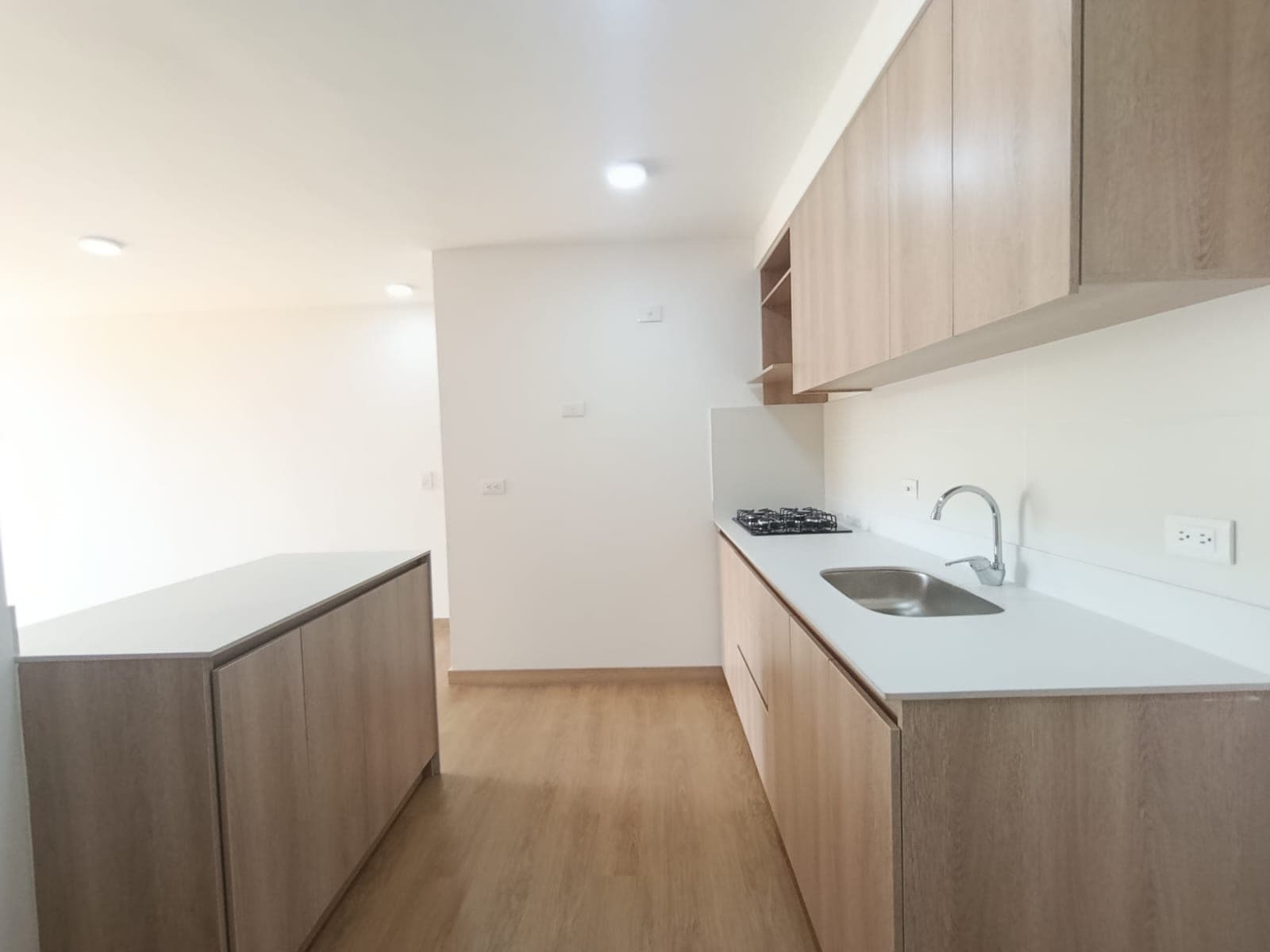 Apartamento en arriendo en El Carmen De Viboral — foto 4 de 14