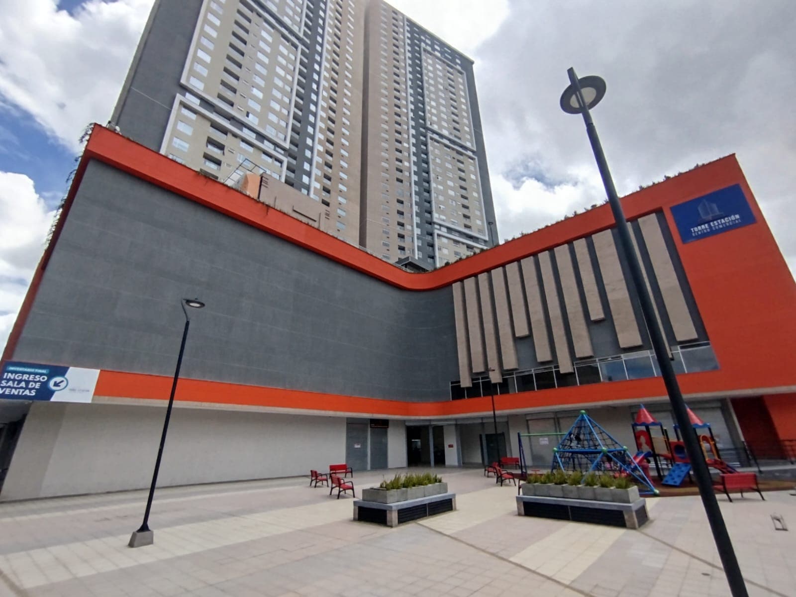 Local en arriendo en San Victorino, Los Martires, Bogotá, D.c. — foto 1 de 8