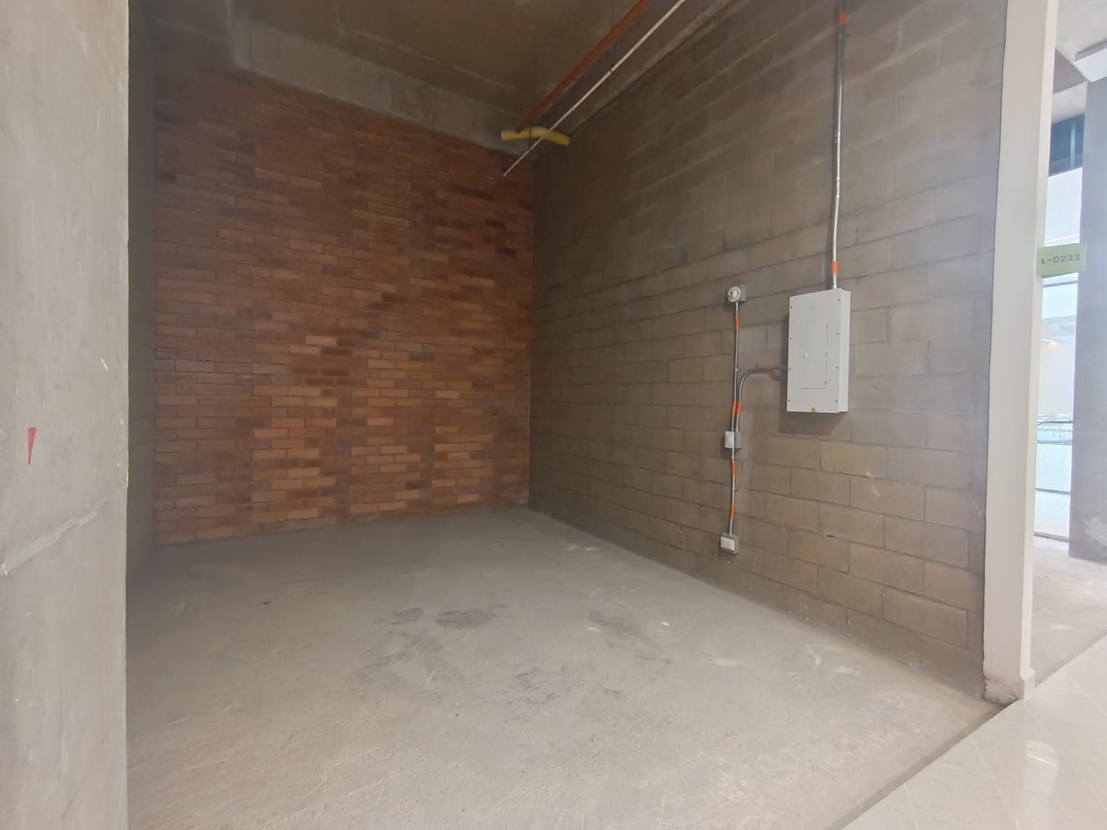 Local en arriendo en Laureles, Medellín — foto 1 de 10