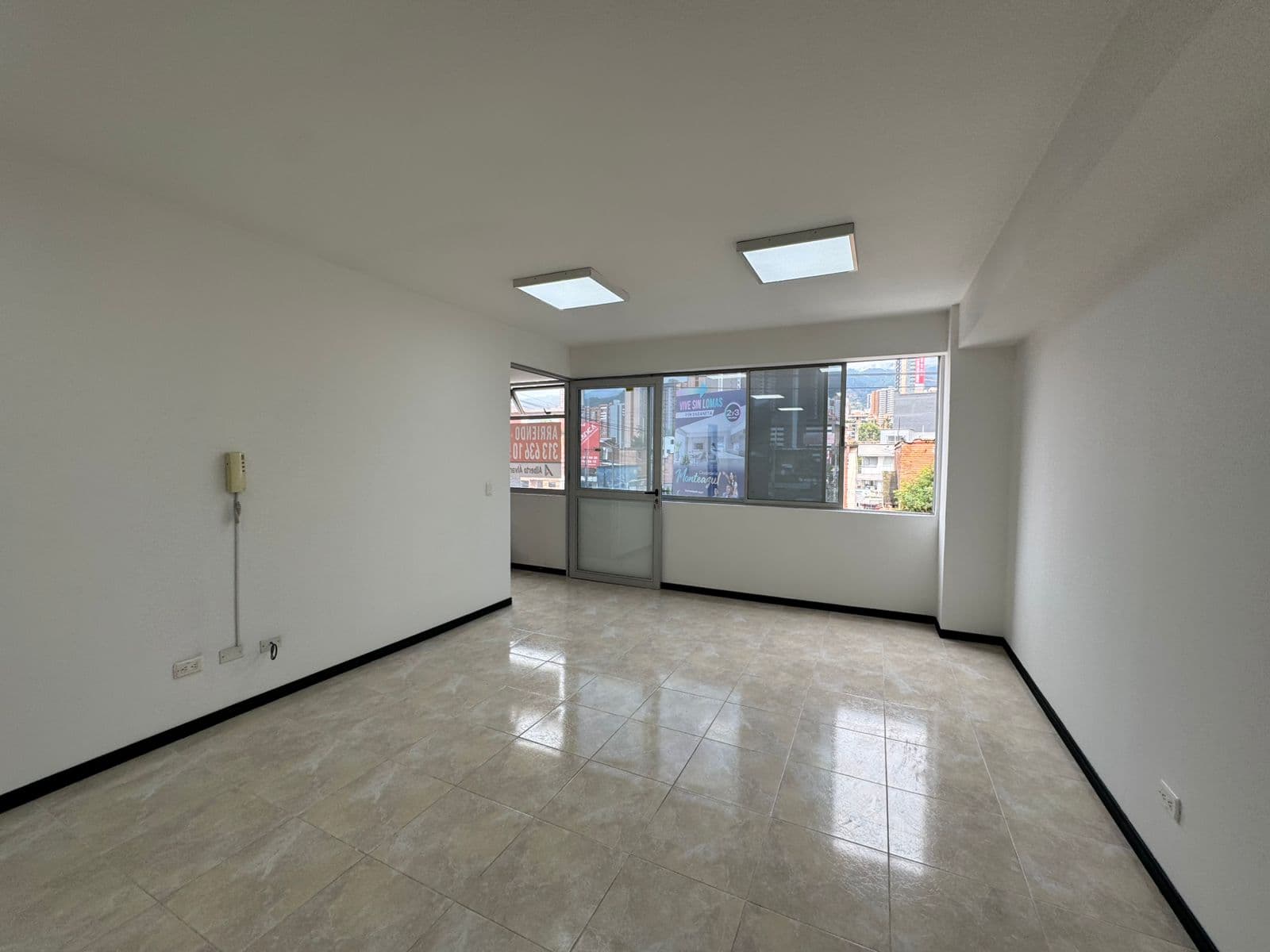 Oficina en arriendo en Holanda, Sabaneta — foto 3 de 14