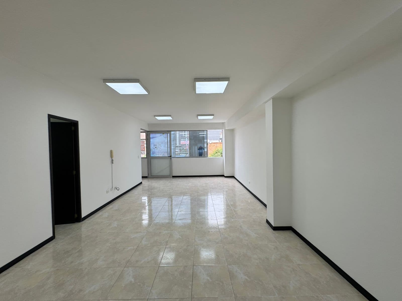 Oficina en arriendo en Holanda, Sabaneta — foto 4 de 14