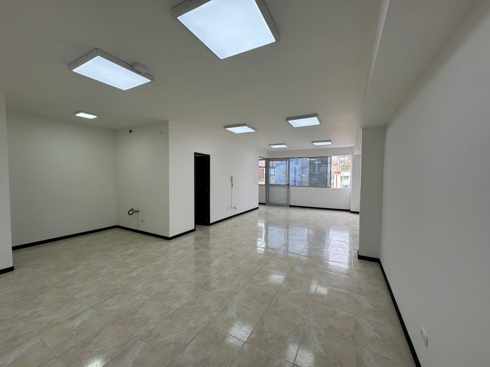 Oficina en arriendo en Holanda, Sabaneta — foto 5 de 14