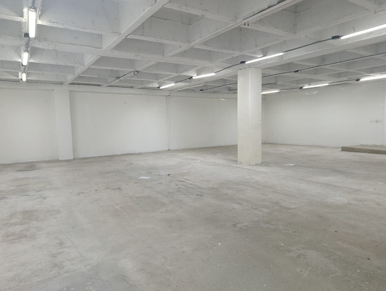 Bodega en arriendo en Centro, Itagui — foto 4 de 13