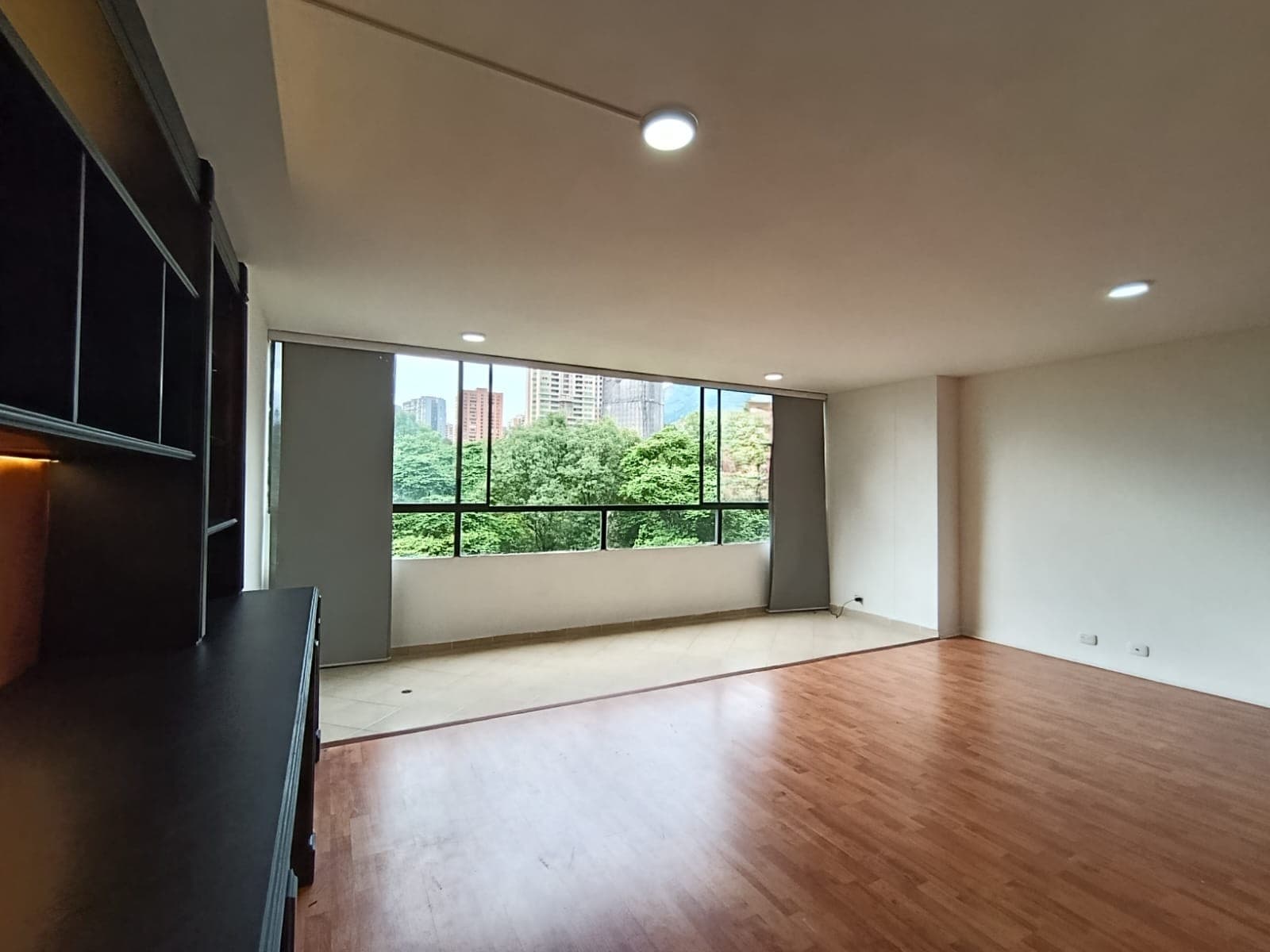 Apartamento en arriendo en El Campestre La Frontera, El Poblado, Medellín — foto 2 de 16