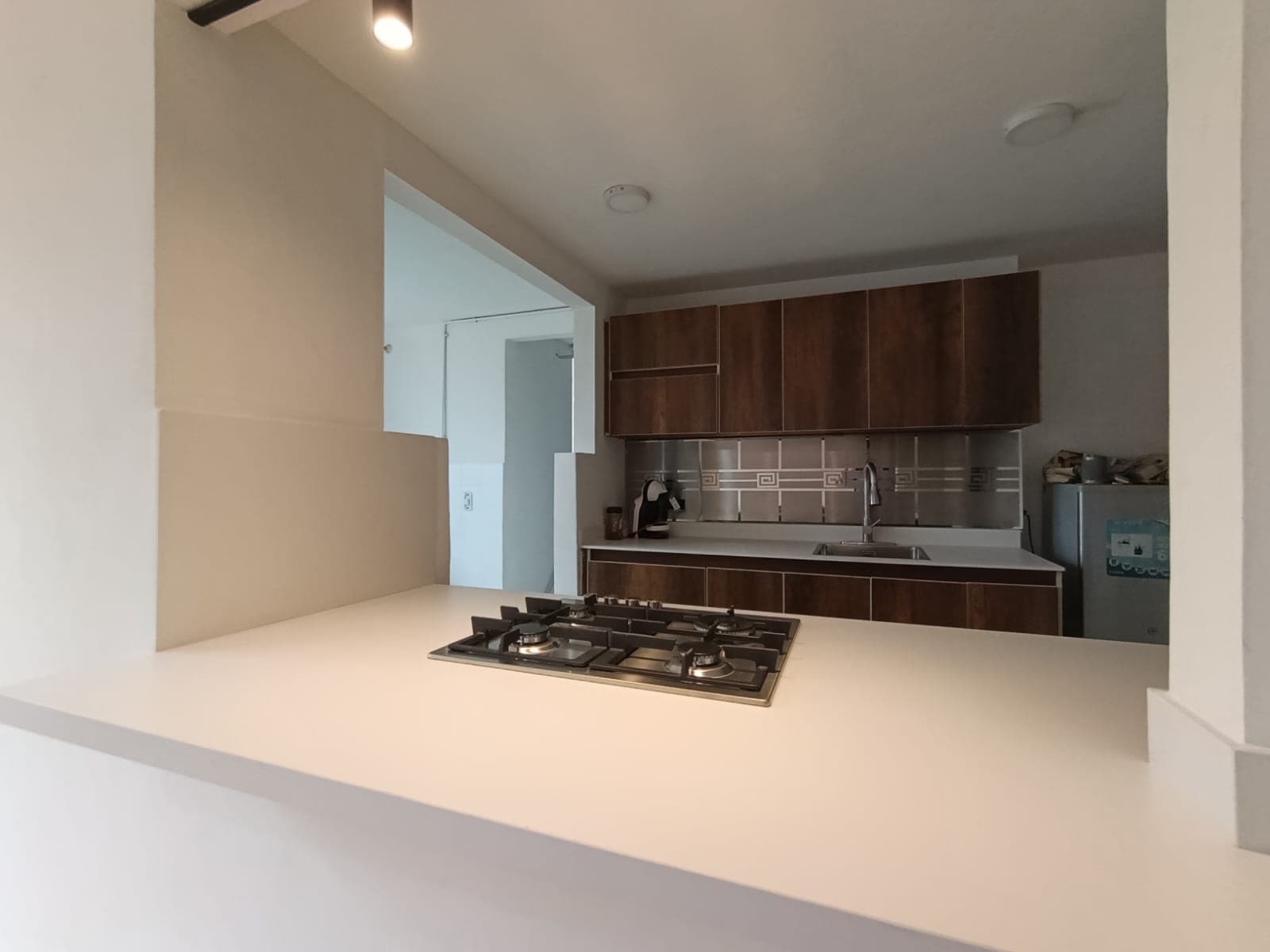 Apartamento en arriendo en El Campestre La Frontera, El Poblado, Medellín — foto 5 de 16
