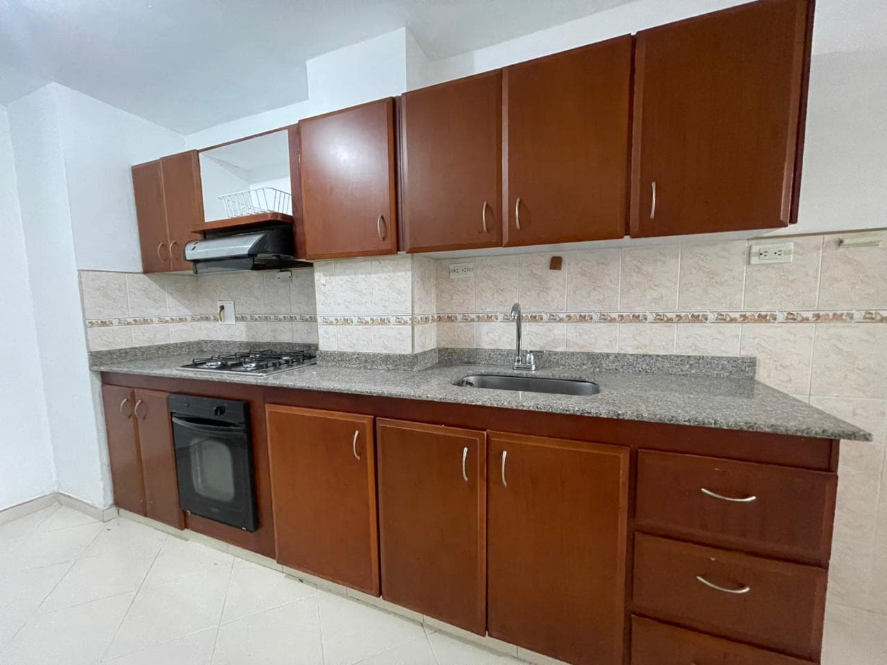 Apartamento en arriendo en Estadio, Laureles, Medellín — foto 3 de 13