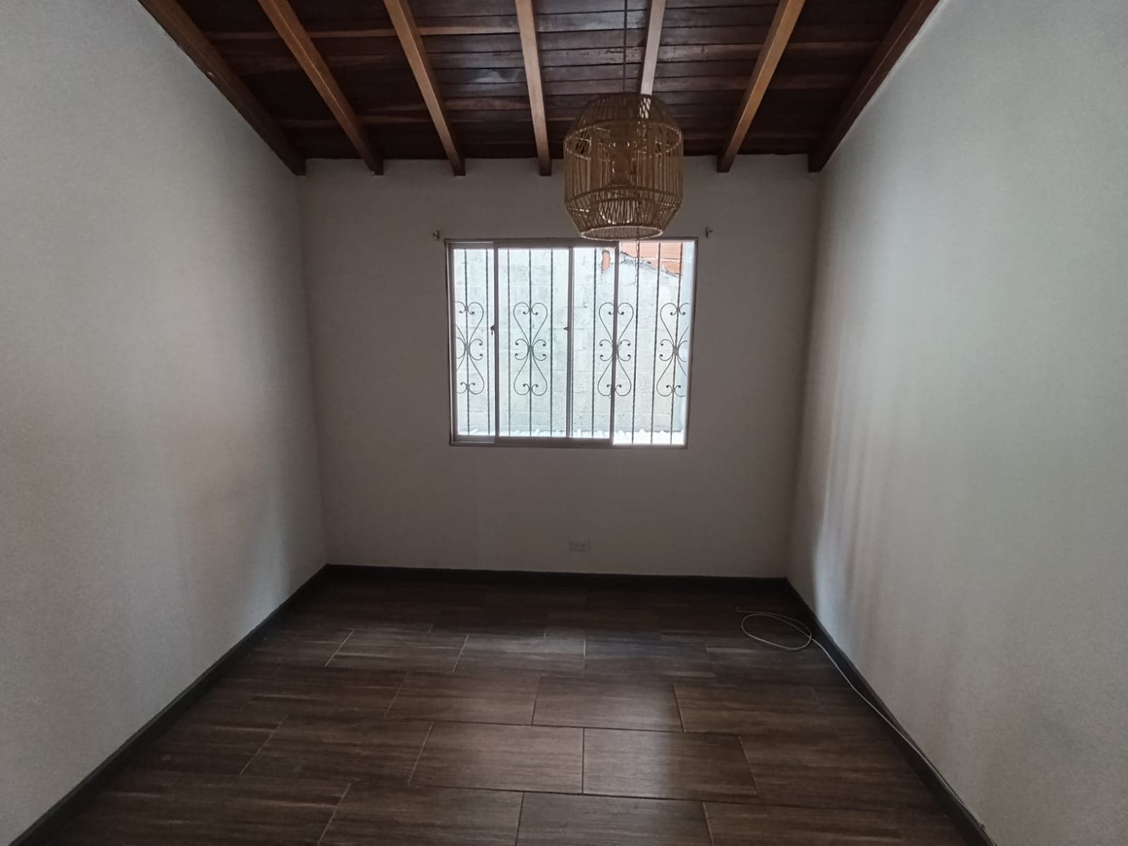 Casa Comercial en arriendo en Cabañas, Bello — foto 3 de 14