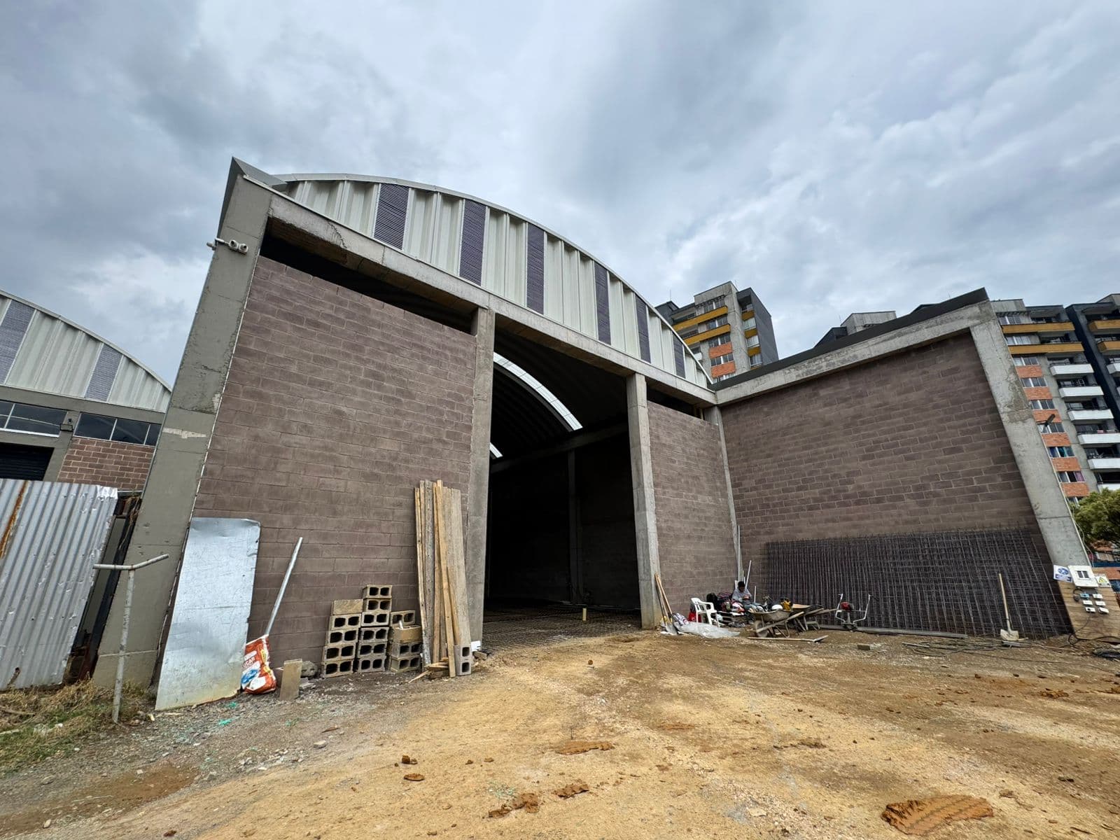 Bodega en arriendo en La Miel, Caldas — foto 1 de 14