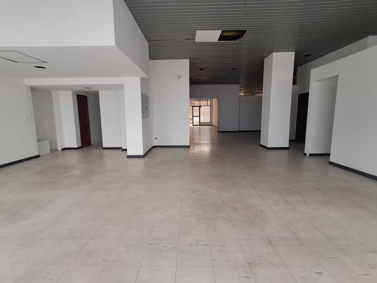 Local en arriendo en Centro, Pereira — foto 1 de 9