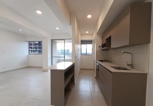 Apartamento en arriendo en Jardines, Envigado — foto 1 de 12