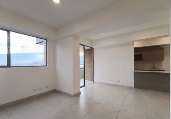 Apartamento en arriendo en Jardines, Envigado — foto 2 de 12