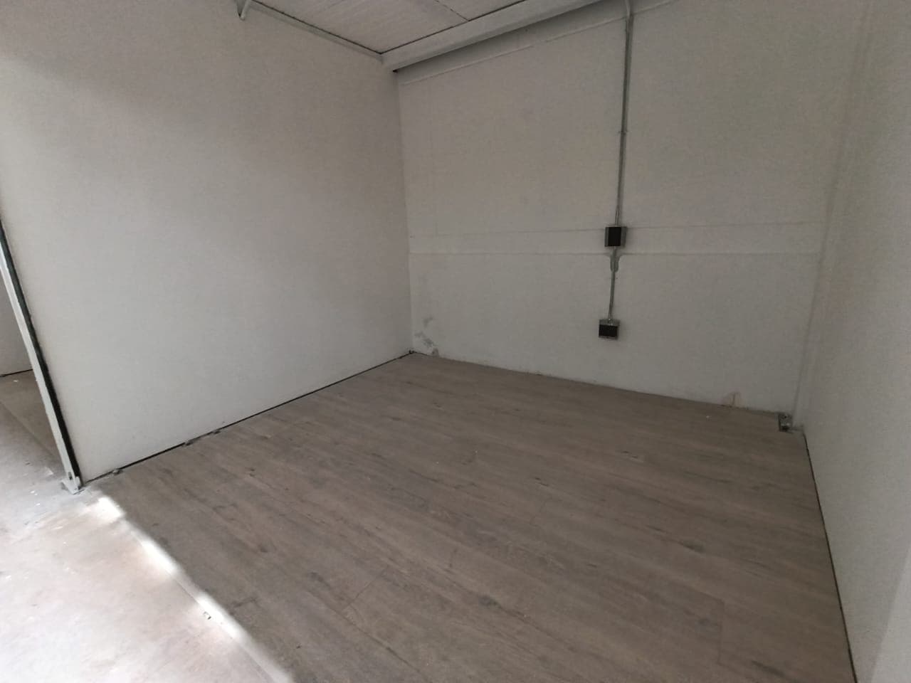 Local en arriendo en Parque De, Envigado — foto 1 de 15