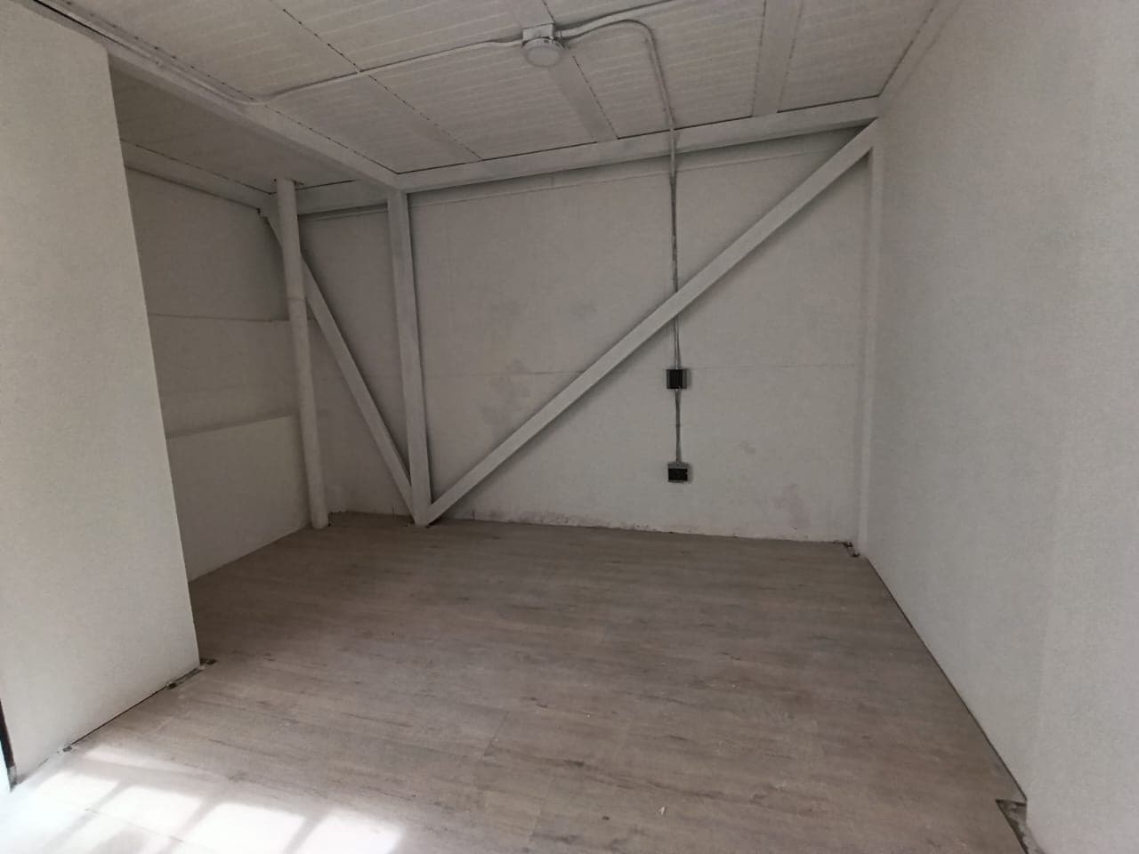 Local en arriendo en Parque De, Envigado — foto 1 de 15
