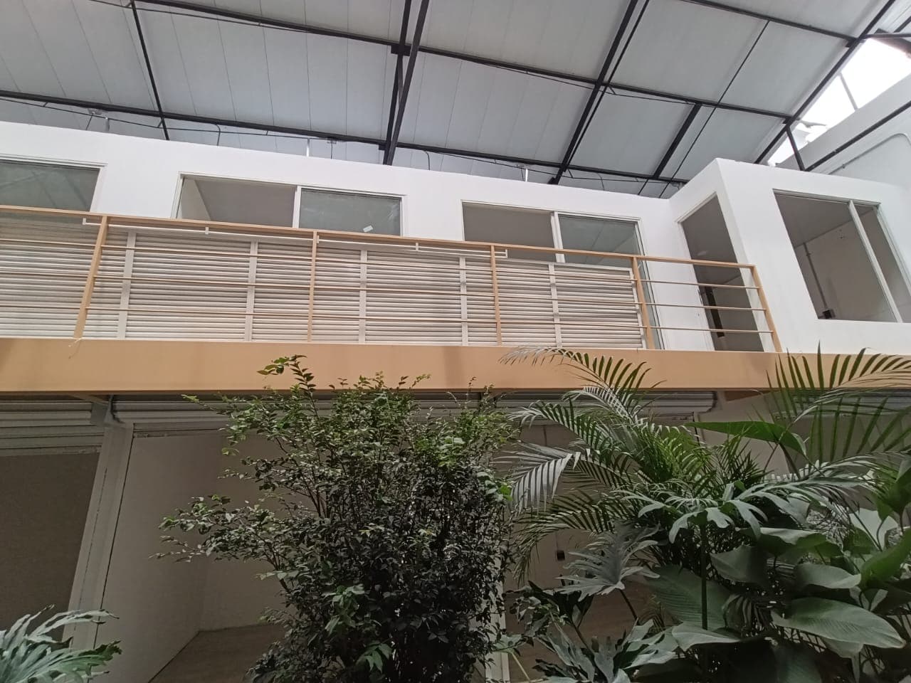 Local en arriendo en Parque De, Envigado — foto 1 de 15