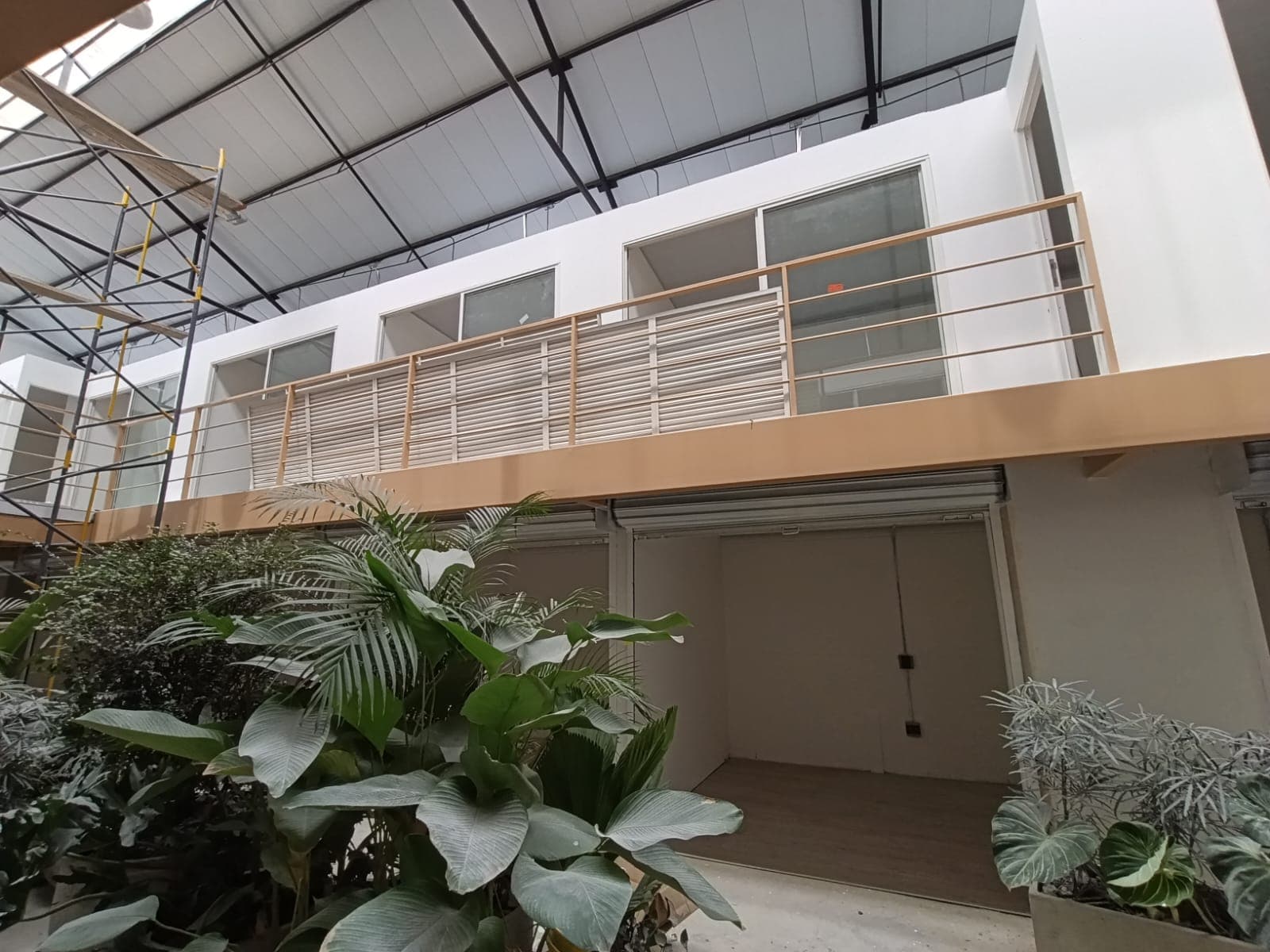 Local en arriendo en Parque De, Envigado — foto 1 de 15