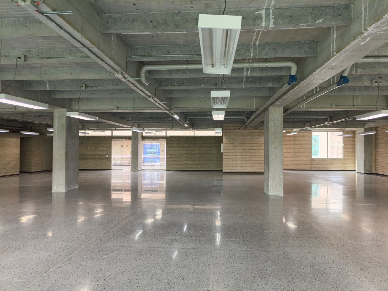 Oficina en arriendo en Guayabal, Medellín — foto 4 de 8