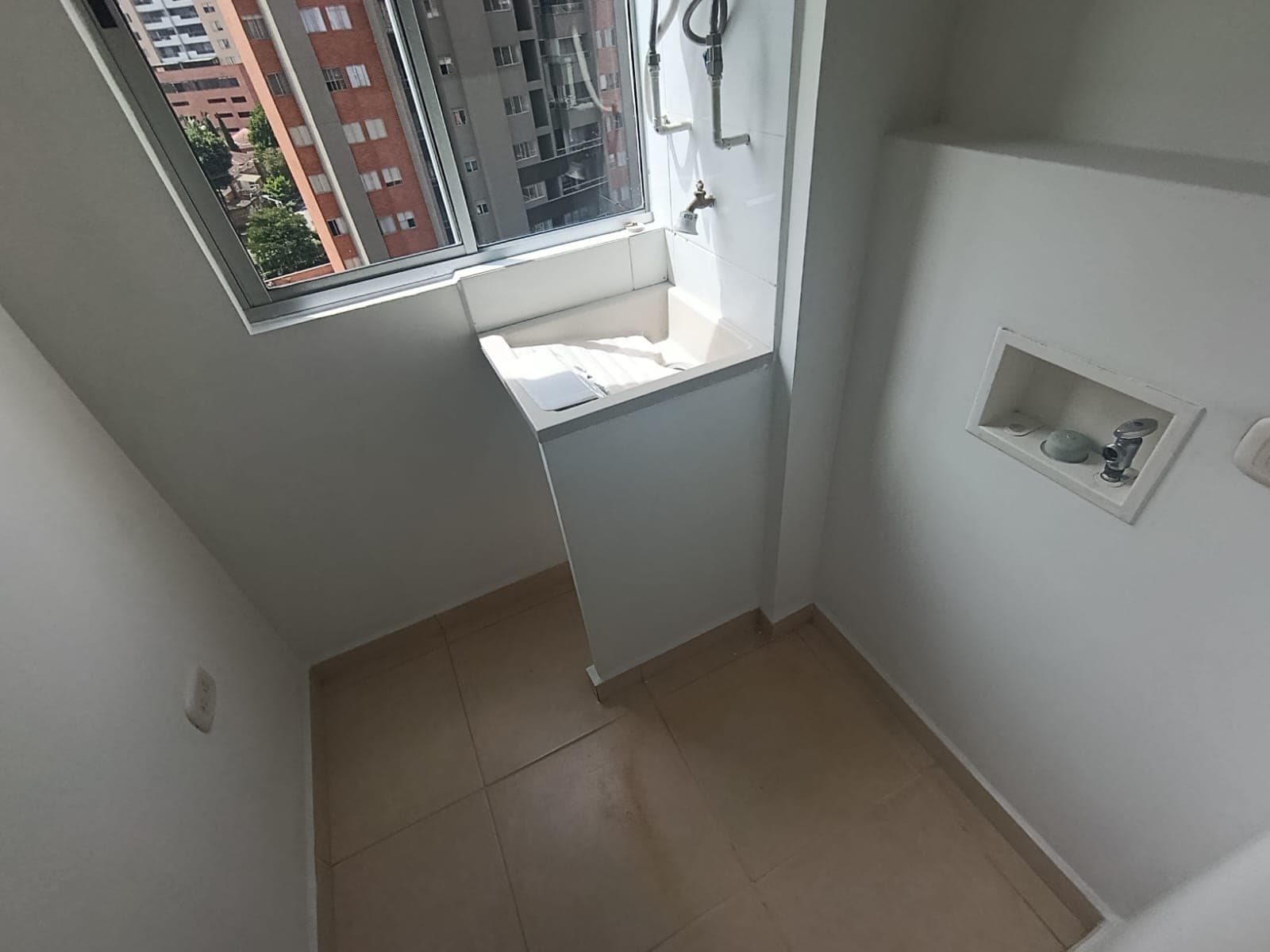 Apartamento en arriendo en Vegas De San Jose, Sabaneta — foto 3 de 20