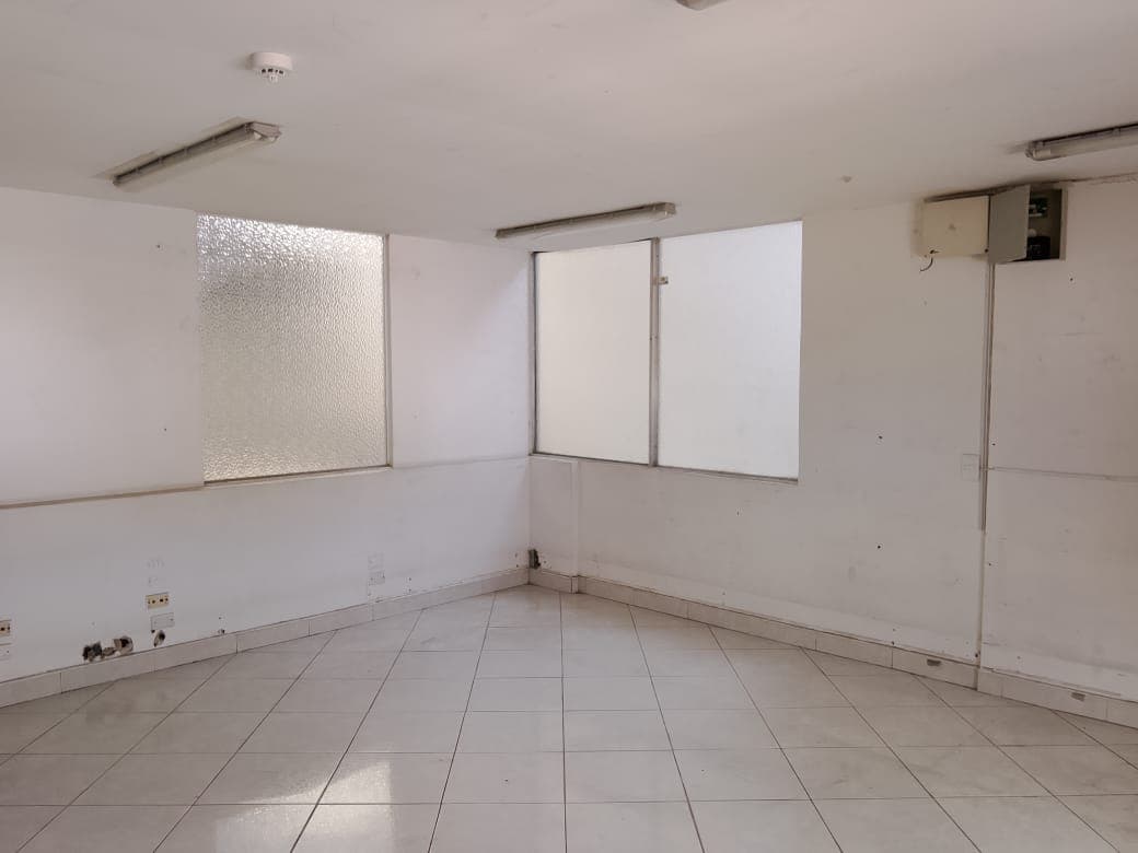 Bodega en arriendo en Manila, El Poblado, Medellín — foto 2 de 13