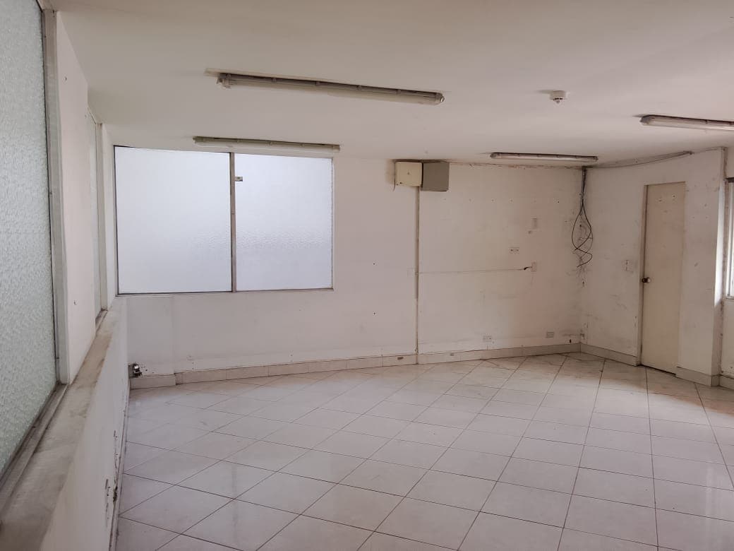 Bodega en arriendo en Manila, El Poblado, Medellín — foto 3 de 13