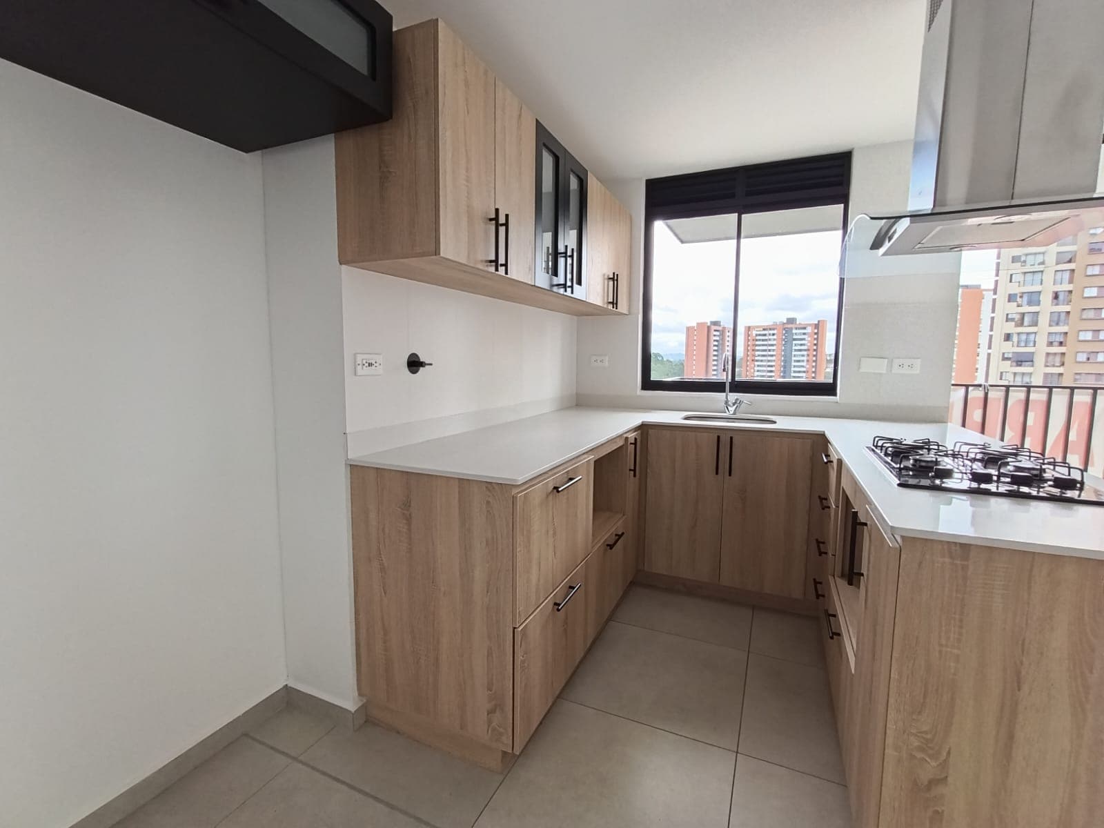Apartamento en arriendo en Rionegro — foto 4 de 13