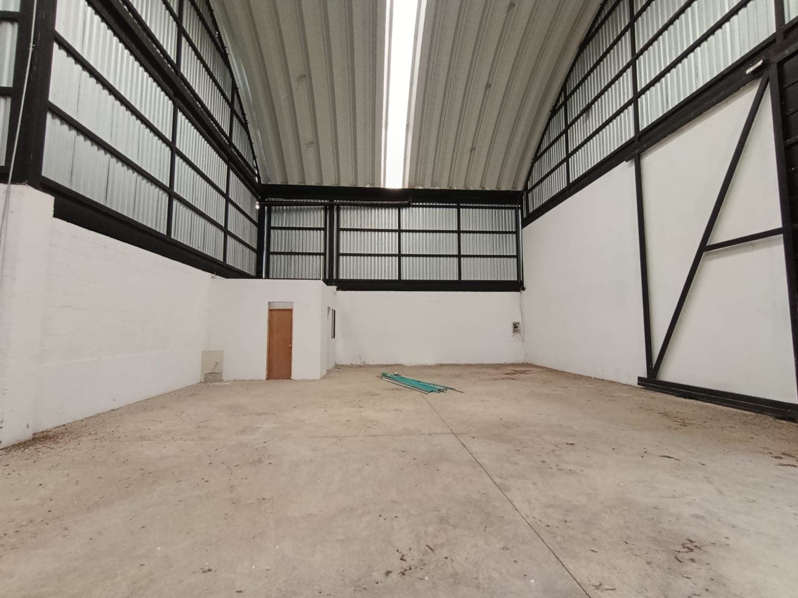 Bodega en arriendo en El Carmen de Viboral — foto 4 de 9