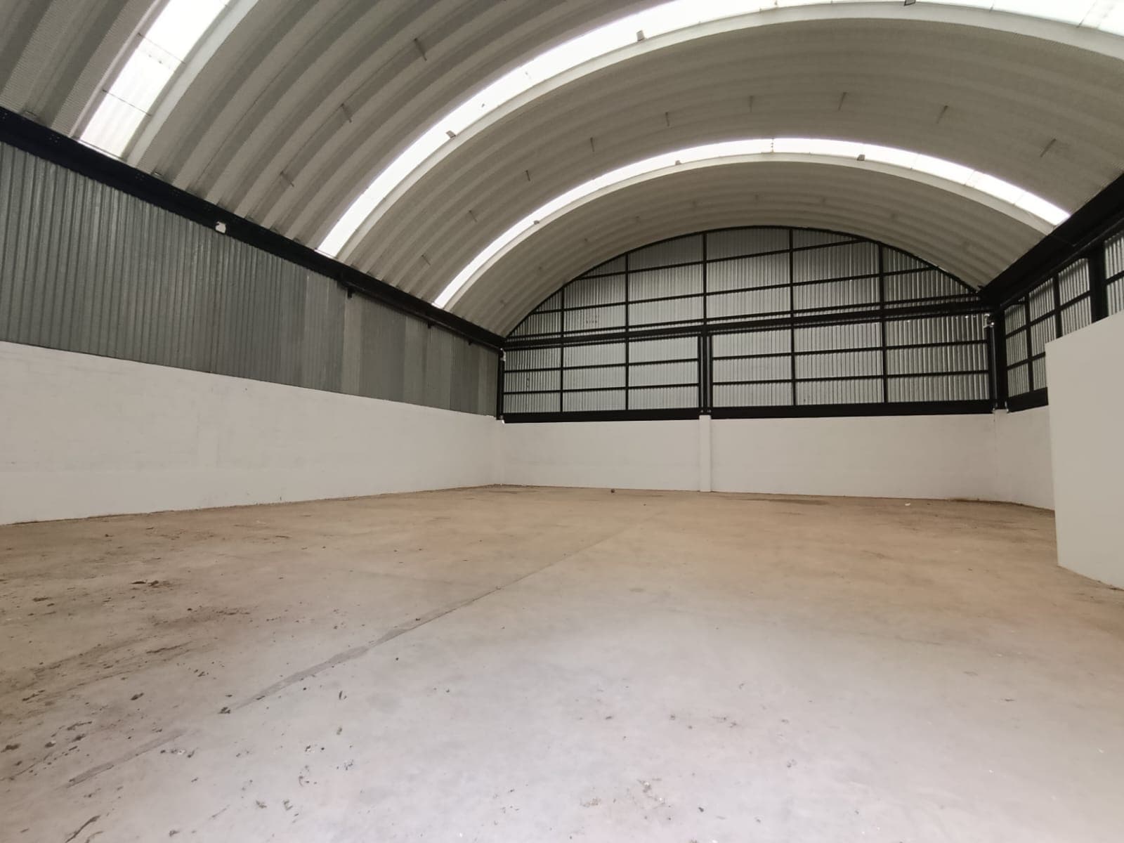 Bodega en arriendo en El Carmen de Viboral — foto 3 de 14