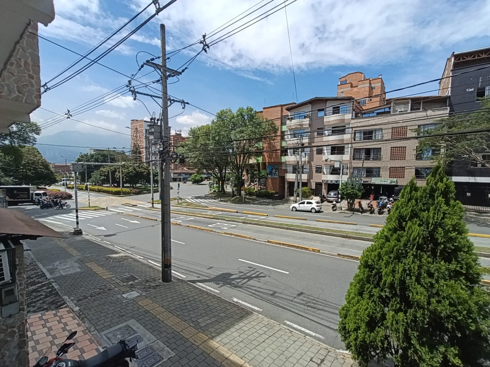 Apartamento en arriendo en Los Alpes, Belen, Medellín — foto 3 de 20