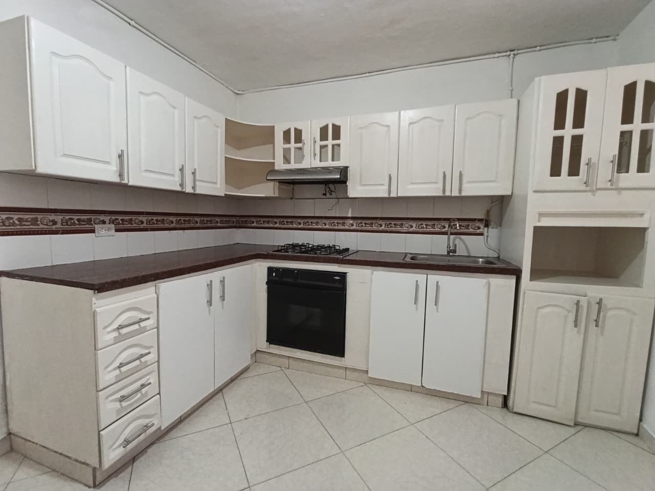 Casa Comercial en arriendo en Rosales, Belen, Medellín — foto 2 de 20
