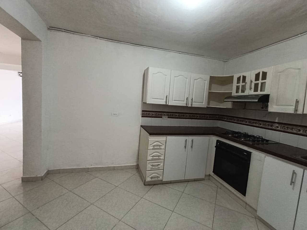 Casa Comercial en arriendo en Rosales, Belen, Medellín — foto 3 de 20