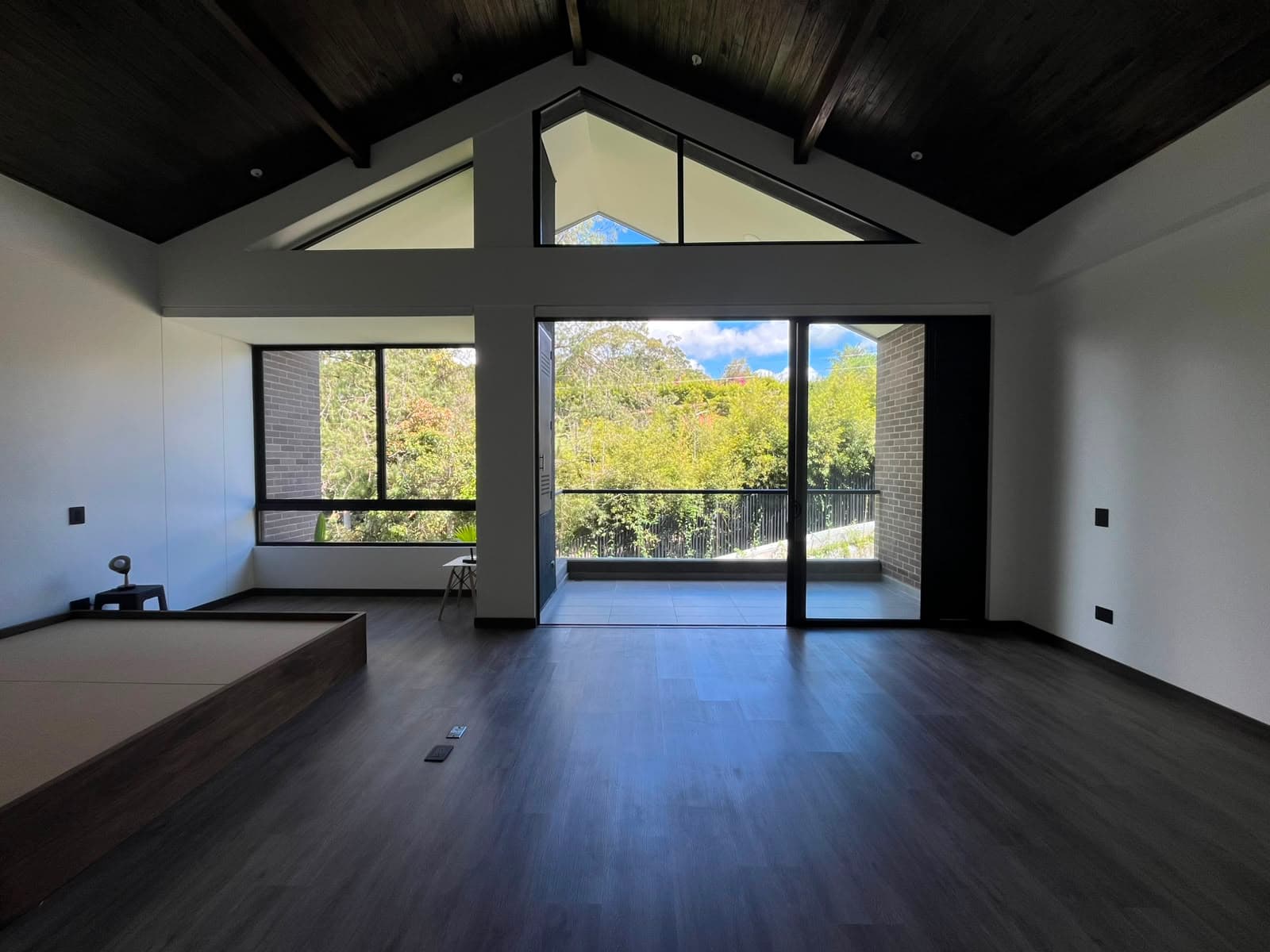 Apartamento en arriendo en Retiro — foto 1 de 12
