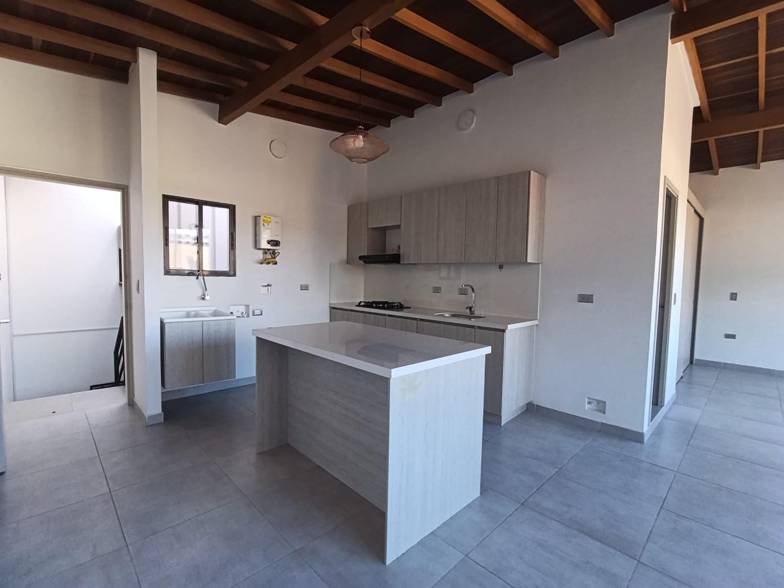 Apartaestudio en arriendo en Los Alpes, Belen, Medellín — foto 5 de 18