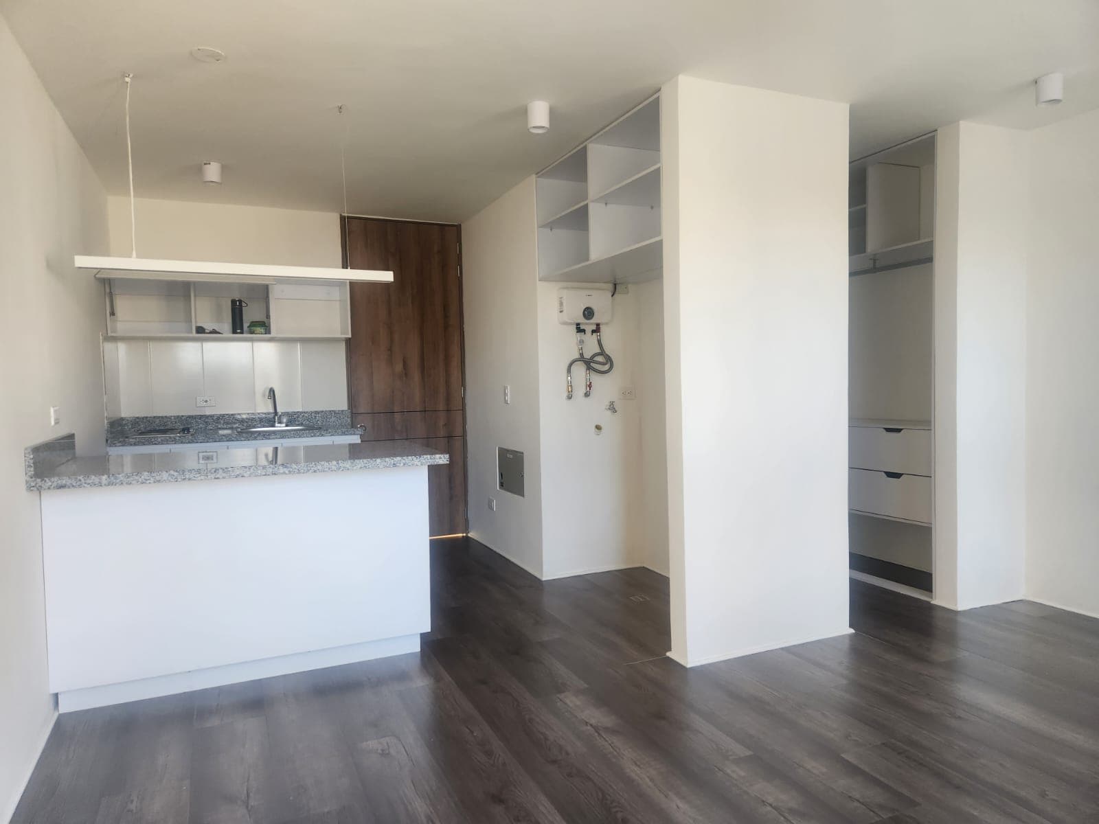 Apartaestudio en arriendo en Las Nieves, Santa Fe, Bogotá, D.c. — foto 2 de 9