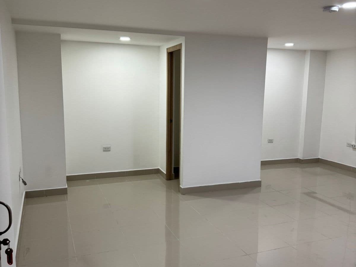 Oficina en arriendo en Santa Ana, Sabaneta — foto 5 de 10