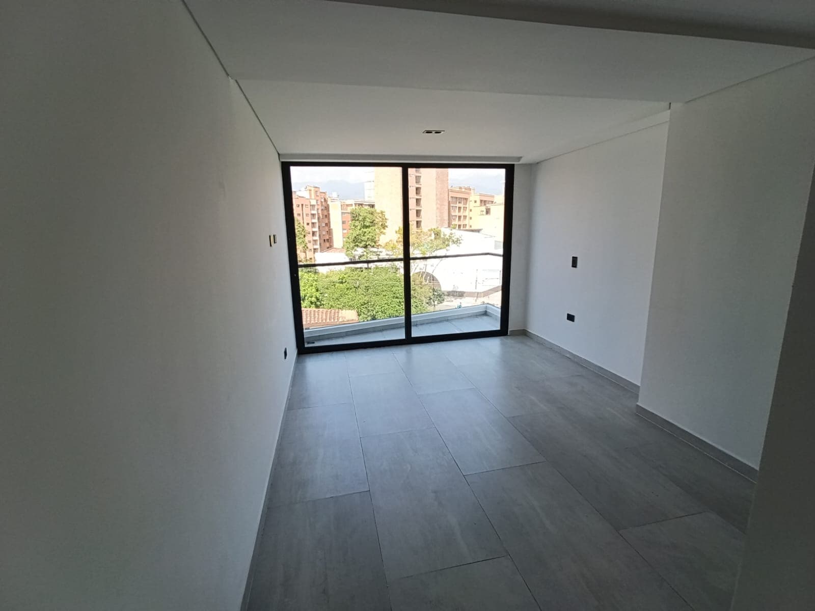 Apartamento en arriendo en Conquistadores, Laureles, Medellín — foto 2 de 13