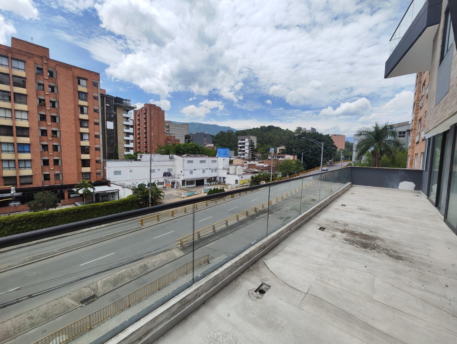 Apartamento en arriendo en Conquistadores, Laureles, Medellín — foto 5 de 6