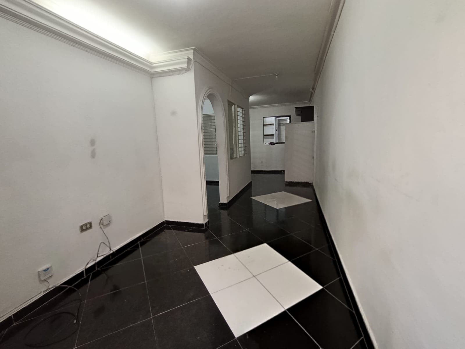 Apartamento en arriendo en La Castellana, Laureles, Medellín — foto 5 de 13